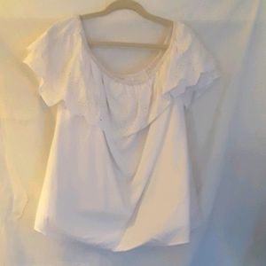 Short sleeve gathered eyelet blouse